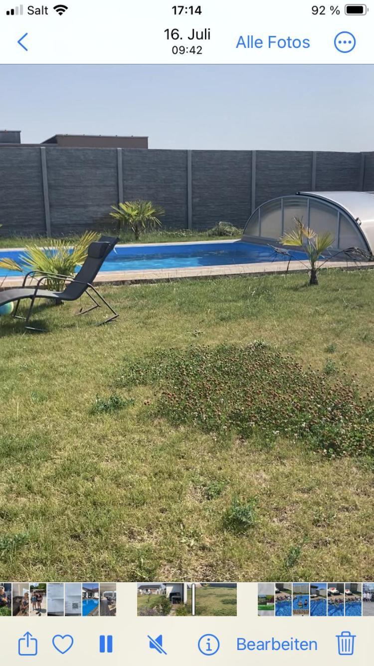 5 Izbovy Samostatny Stojaci Rodinny Dom S Podkrovim A Velkou Zahradou So Sezonnym Bazenom, Celorocnou Saunou A Virivkou Na Dovolenku A Oddych *
