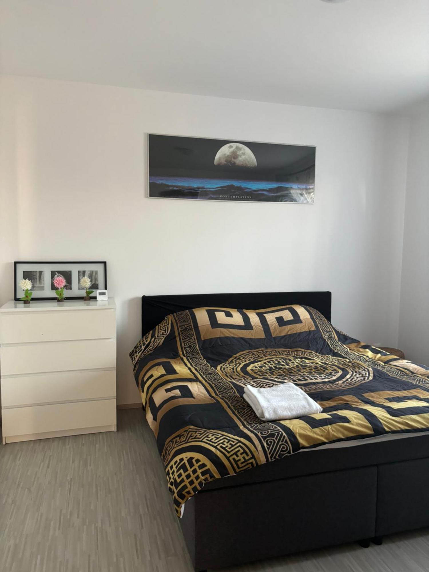 Holiday home 5 Izbovy Samostatny Stojaci Rodinny Dom S Podkrovim A Velkou Zahradou So Sezonnym Bazenom, Celorocnou Saunou A Virivkou Na Dovolenku A Oddych